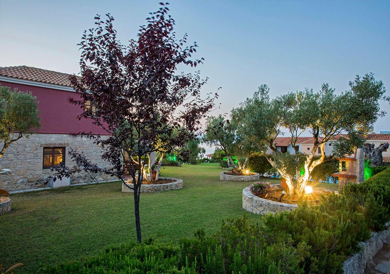 Rastoni Fabienne Shared Pool Maisonette, Afitos Exterior photo